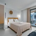 Funtuki Seaside Aparthotel