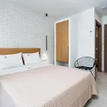 Aparthotel Funtuki Seaside