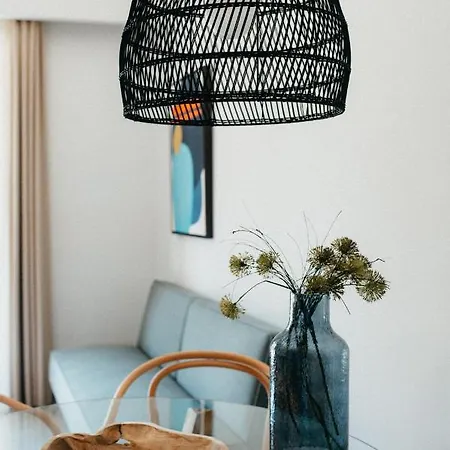 Funtuki Seaside מלון דירות 4*