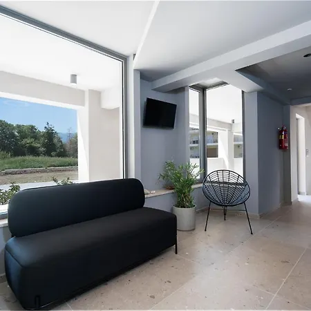 Funtuki Seaside Aparthotel