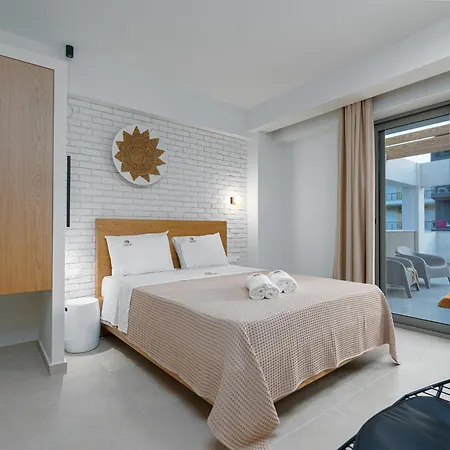 Funtuki Seaside Aparthotel